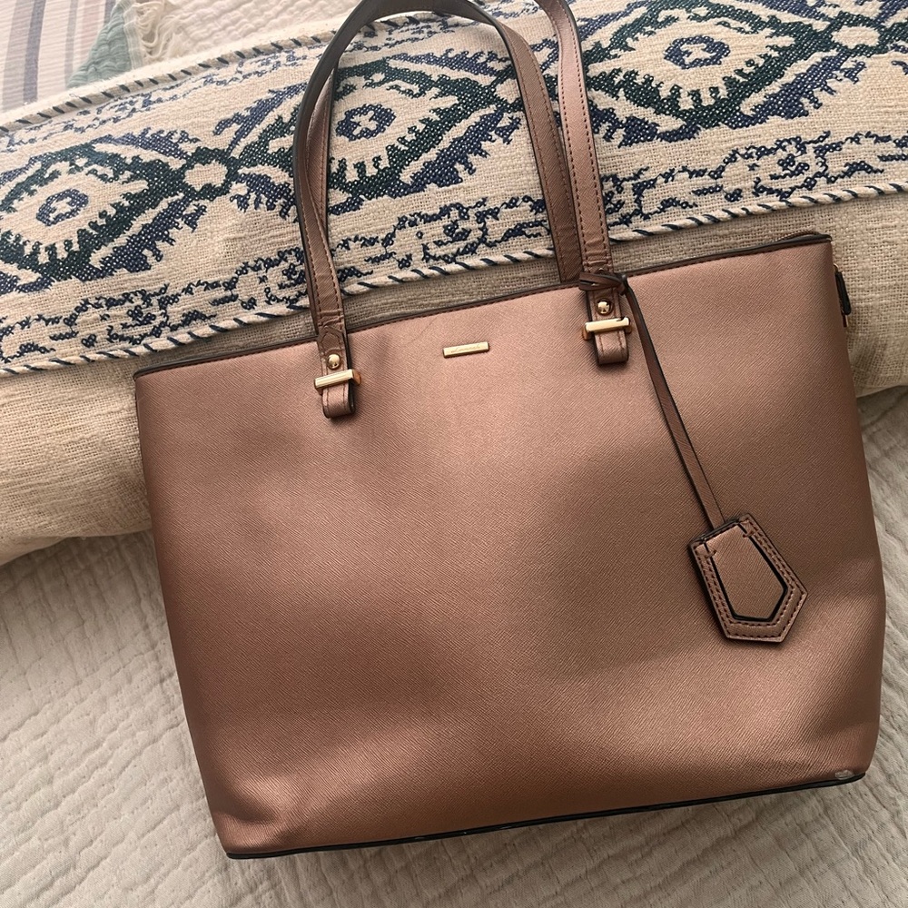 Chic Metallic Tote Bag